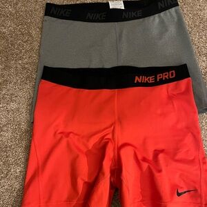 Set of two Nike Pro Spandex